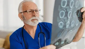 Faltan estrategias para apoyar a pacientes con Alzheimer, advierten expertos