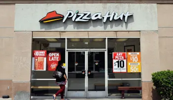 Pizza Hut quitará dos ingredientes químicos de su comida