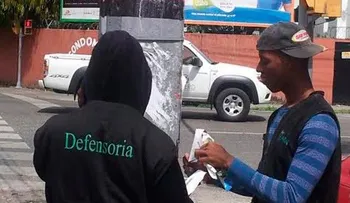 Alcaldía del DN retira más de 3 mil afiches políticos