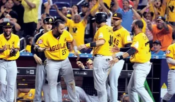Las Aguilas le dan una paliza al Licey 11-4; se van al frente en la Serie 2-1