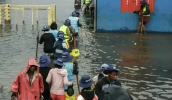 Al menos 12 muertos por una tormenta tropical en Mozambique