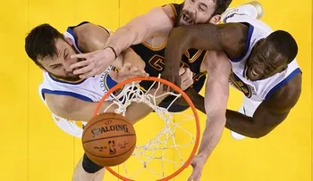 La banca de Golden State fue mucho para los Cavs
