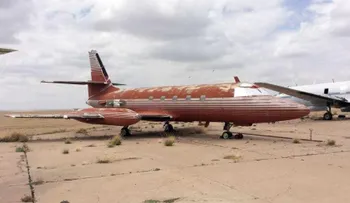 Ponen a la venta el avión privado y abandonado de Elvis Presley