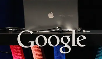 Google o Apple: ¿cuál de los gigantes llegará primero a valer un billón de dólares?