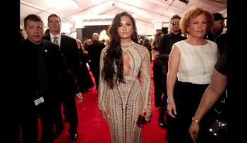 Demi Lovato sale del hospital hacia rehabilitación