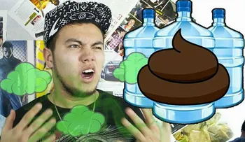 ¿Probarías agua reciclada de heces humanas? (Video)