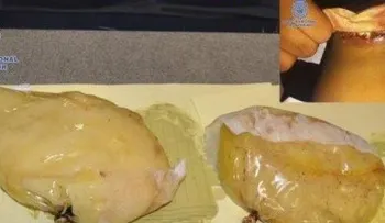 Apresan mujer llevaba cocaína en sus implantes de senos