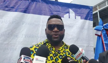 "Dotol Nastra", recibe "fundazo" de David Ortiz