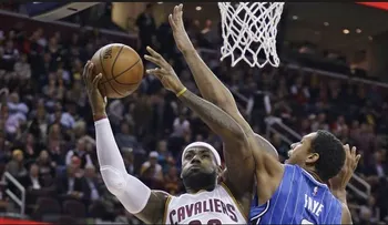 LeBron anota 29 puntos en triunfo de Cavaliers 