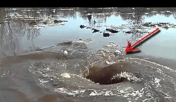 La tierra se trata un río en Veracruz  (VIDEO)