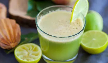 Desalojar el intestino con un jugo verde especial y saludable