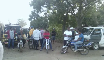 Choferes de Mao-Dajabón paralizan labores por arreglo de carretera