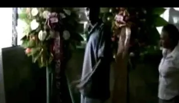 Hecho paranormal en un funeral (Video)