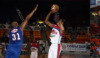 Sameji vence a CDP y empata en la cima del torneo