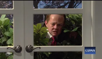"¡'Spicey' regresó!": Spicer y Trump, por fin juntos en 'Saturday Night Live'