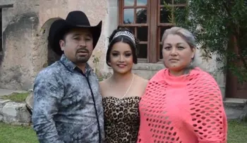 XV de Rubí: Lanza invitación al cumpleaños de su hija en Facebook y se apuntan un millón de personas