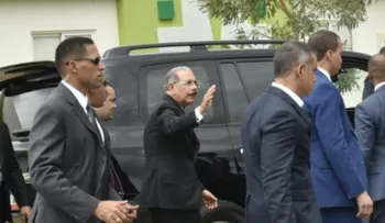 Danilo Medina: "Déjenme trabajar", le pide quienes solicitan su renuncia 