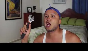 Chapiador vs. Chapiadora (humor dominicano)