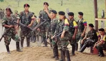 Unión Europea suspende a FARC de su lista de organizaciones terroristas