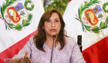Investigan presidenta de Perú por presunto financiamiento ilegal