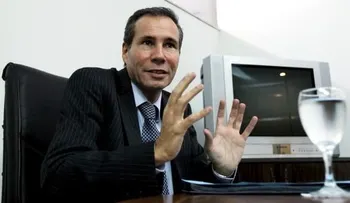 Allanan casa de la madre del fallecido fiscal argentino Alberto Nisman