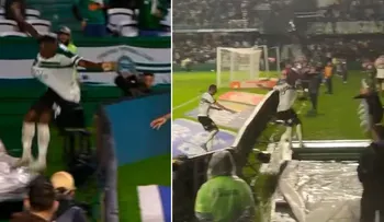 Futbolista brasileño se lesiona tras caer en un túnel al celebrar un gol