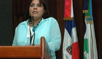 Una dominicana preside primera oficina de asuntos legales en Miami