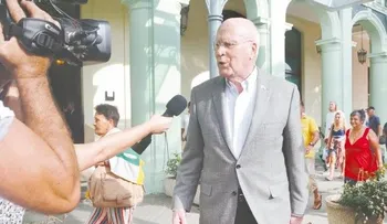 Misión demócrata visita a Cuba