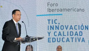 Ministro de Educación, Antonio Peña Mirabal y secretario de OIE encabezan foro