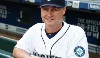 Marineros contratan a Scott Servais como mánager