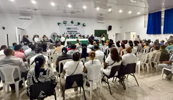 Josefina Pimentel encabeza asamblea en SFM y juramenta maestros en la FP