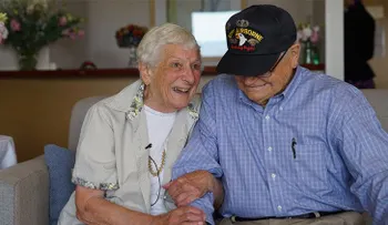 Dos enamorados se reencuentran tras 70 años sin verse (VIDEO) 