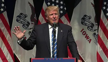 Trump quiere "golpear" a sus críticos demócratas