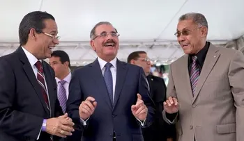 Danilo Medina participa en concentración de evangélicos