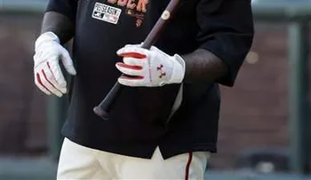 Gigantes dice que compite por retener a Pablo Sandoval 
