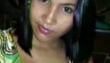 Adolescente apuñaladas por su pareja permanece en estado crítico 