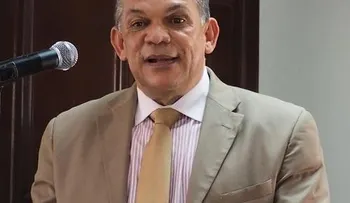 OCDE concluye estudio de la administración pública en RD