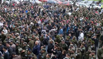 Piden al Gobierno disponer un 30% de aumento salarial en el Presupuesto, y que incluya policías, militares y pensionados
