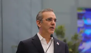 Abinader envía mensaje a los trabajadores; dice seguirá abogando por empleos de calidad y la recuperación económica