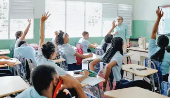 Más de dos millones de estudiantes regresarán a las aulas el 24 de agosto, informa el Minerd
