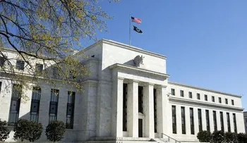 Alza de las tasas interés empuja Wall Street
