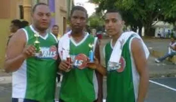 Anuncian torneo de baloncesto Canastazo Trinitario 2015