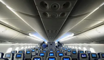 ¿Planeas volar? Estos son los sitios más sucios que encontrarás en el avión