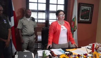 Alcalde electo amenaza alcaldesa de SFM por incremento en salario de obreros