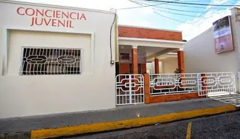 Despacho Primera Dama inicia curso de computadora para adolescentes embarazadas