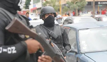 Debate en Santiago por muertes en operativos policiales