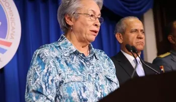 Internan a la madre de la ministra de Salud