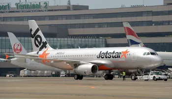 Tras dar a luz en un avión, una madre le pone a su bebé el nombre de la aerolínea