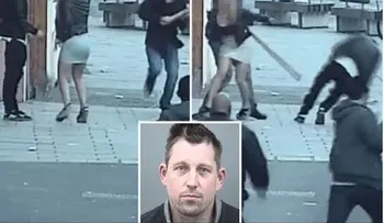 "¡Hablen inglés!": Brutal agresión con un palo a una pareja de turistas españoles (VIDEO)