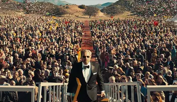 Dos Equis jubila al Hombre más interesante del mundo (VIDEO)